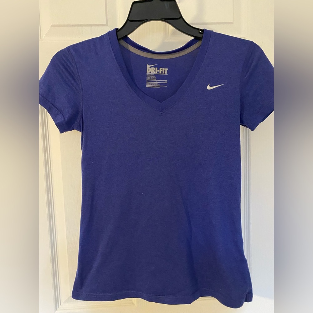 Nike Dri Fit shirt - small